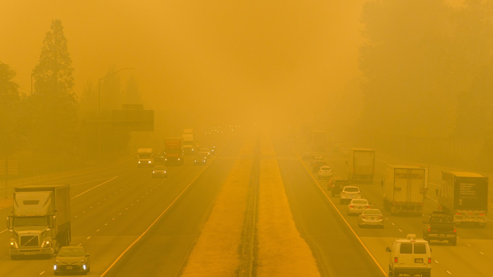 I-5 with heavy orange haze, Labor Day weekend 2020