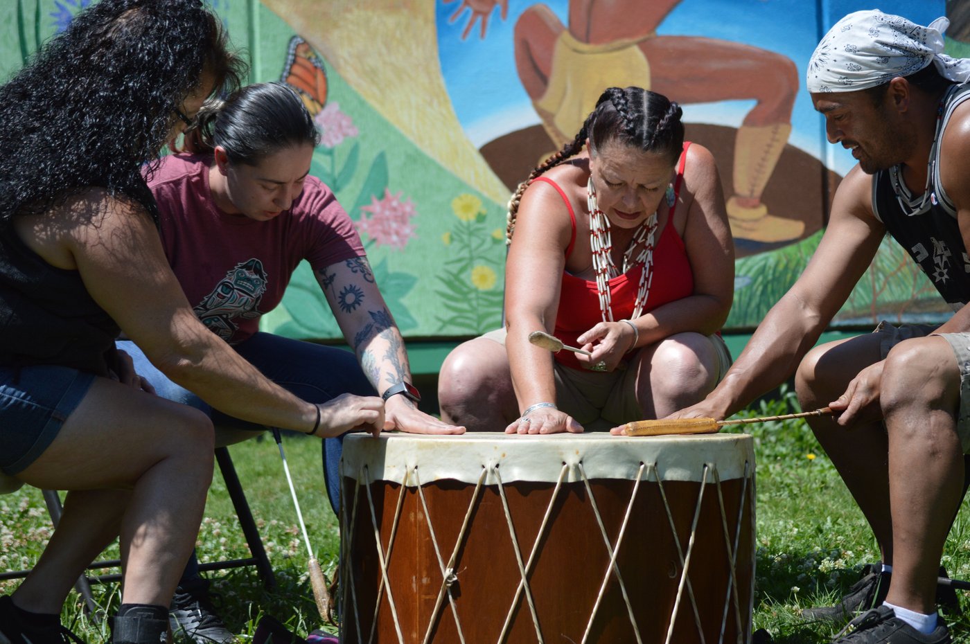 BeyondToxics — Splachta Alla Singers and Drummers