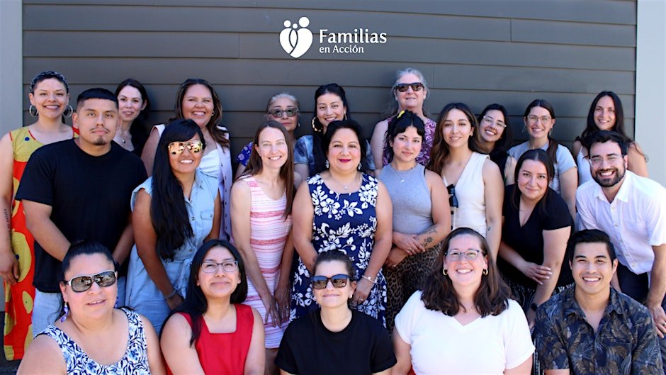 Group photo of Familias en acción